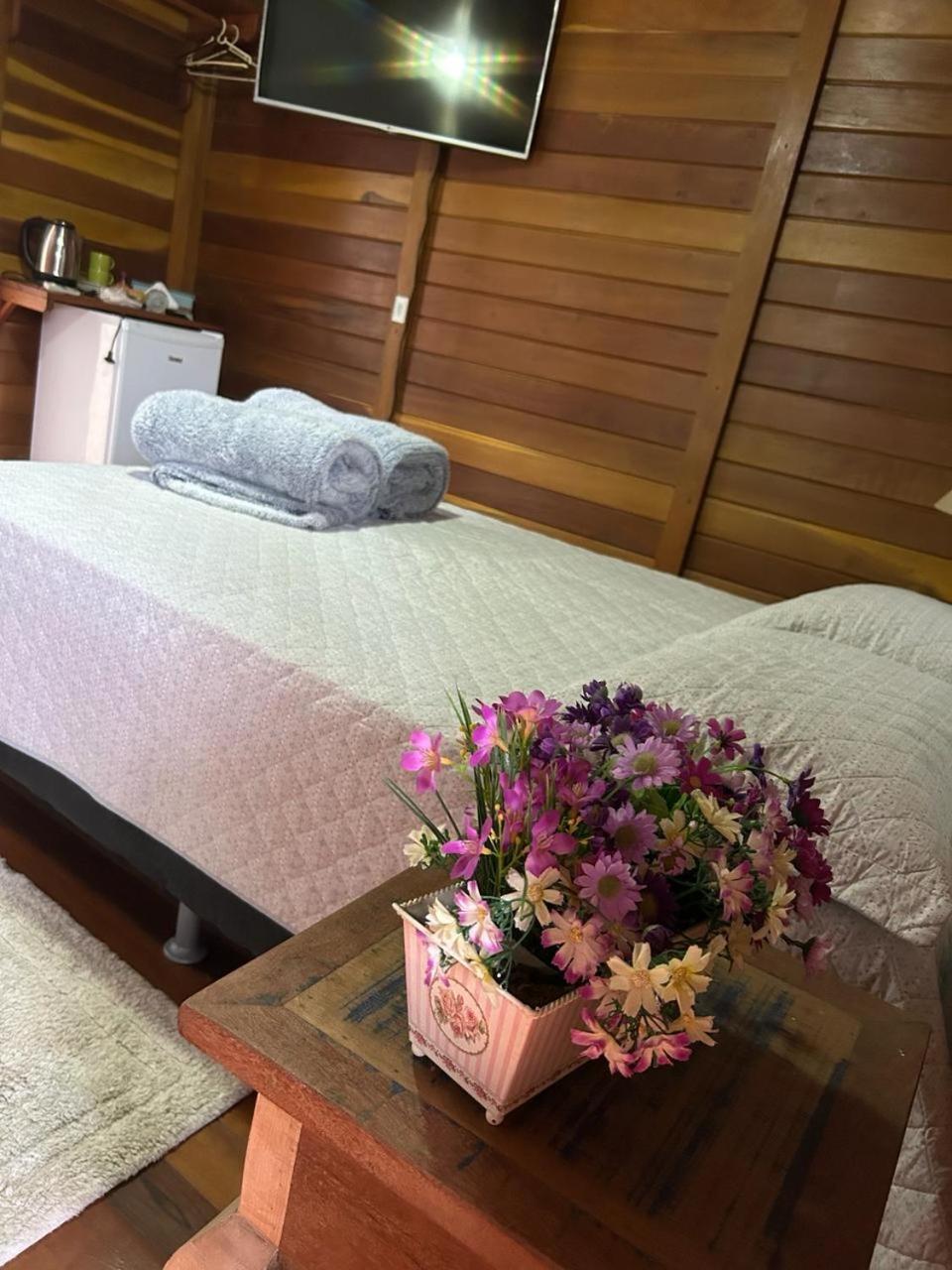 Chale Ipe Branco Otel Pedra Azul  Dış mekan fotoğraf